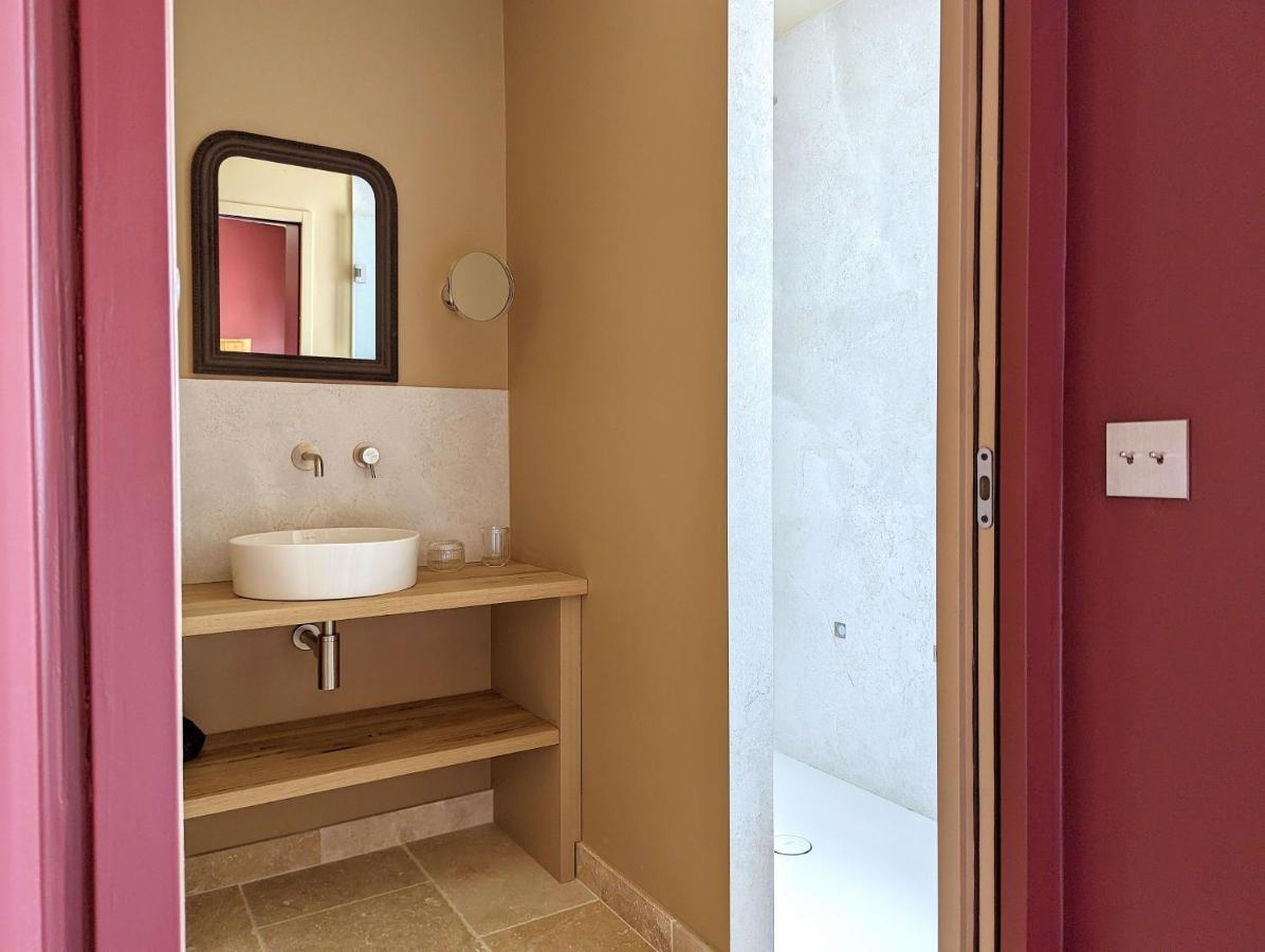 Val Trebbia Hotel Feucherolles Bagian luar foto